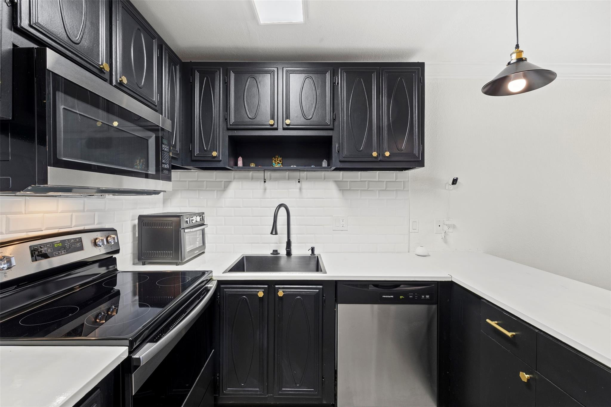 101 E Mcnab Road 219