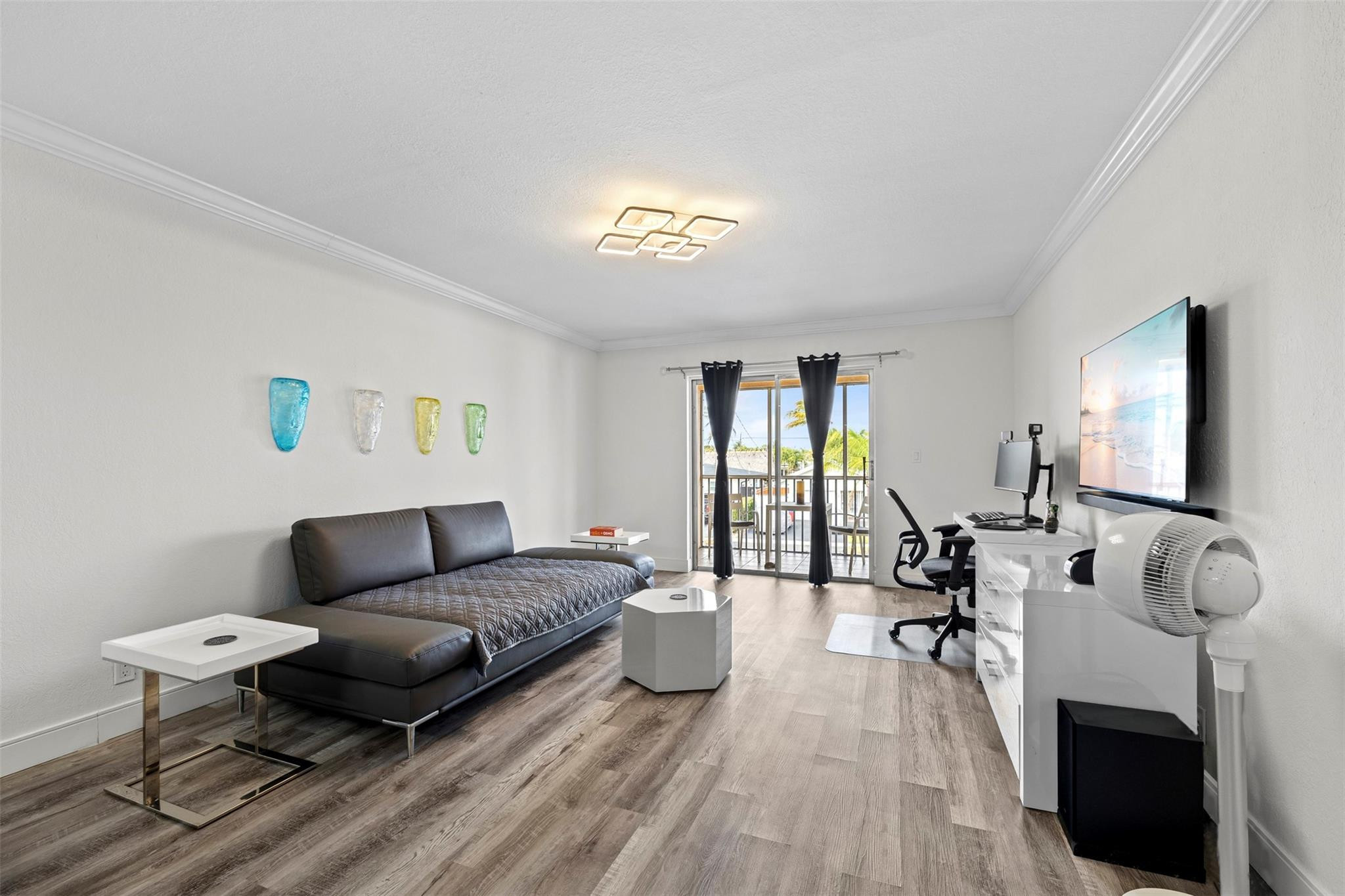 101 E Mcnab Road 219