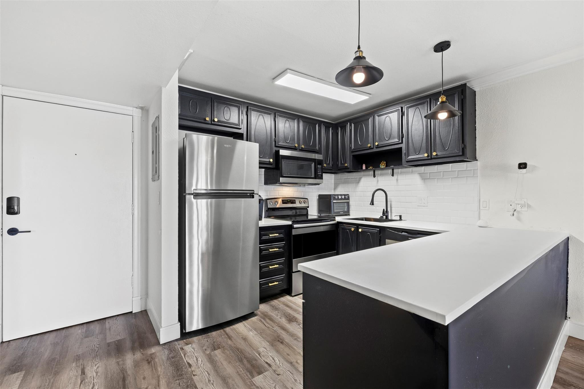 101 E Mcnab Road 219