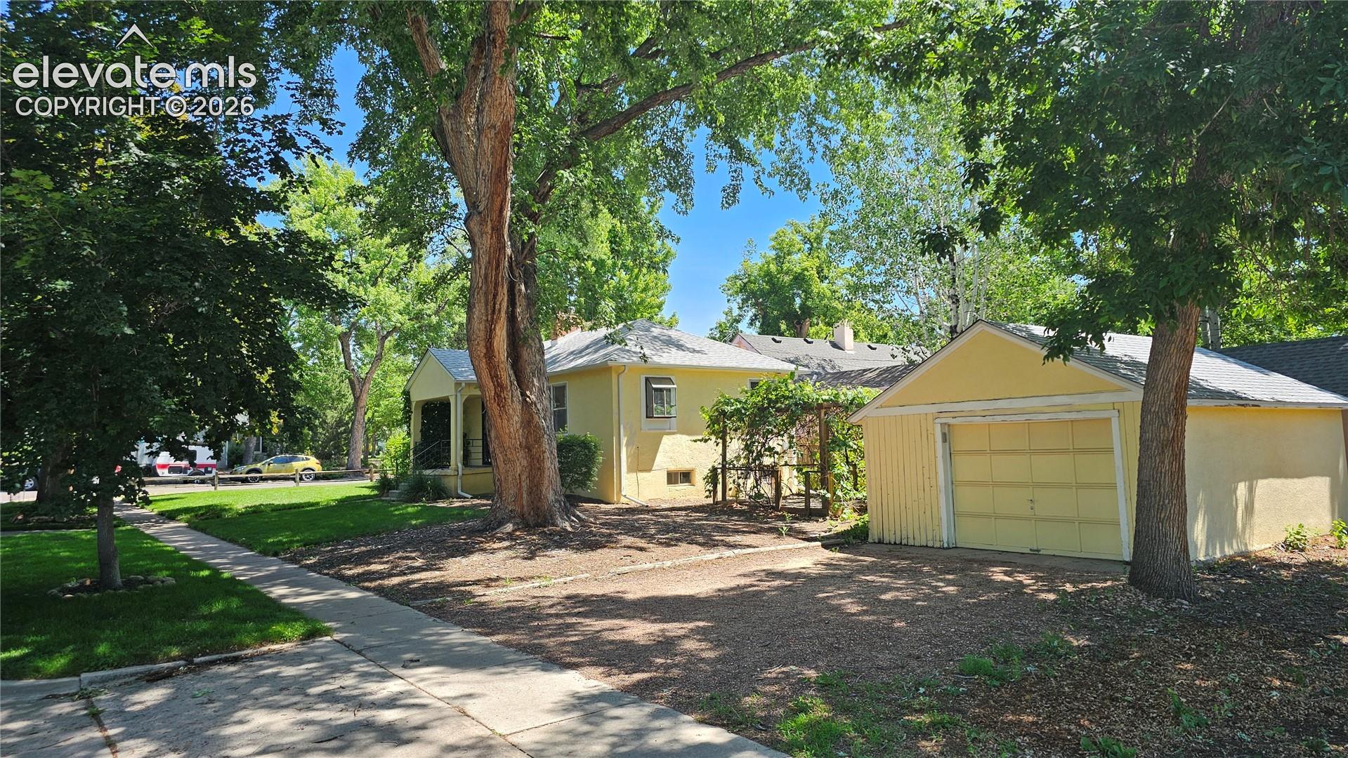 1347 Prospect Street
