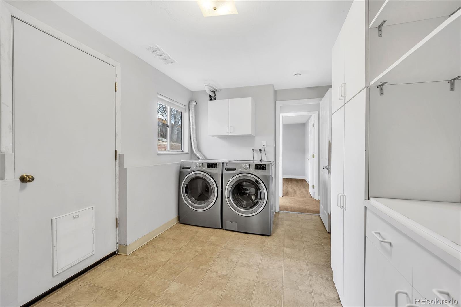 5109 Mira Loma Circle