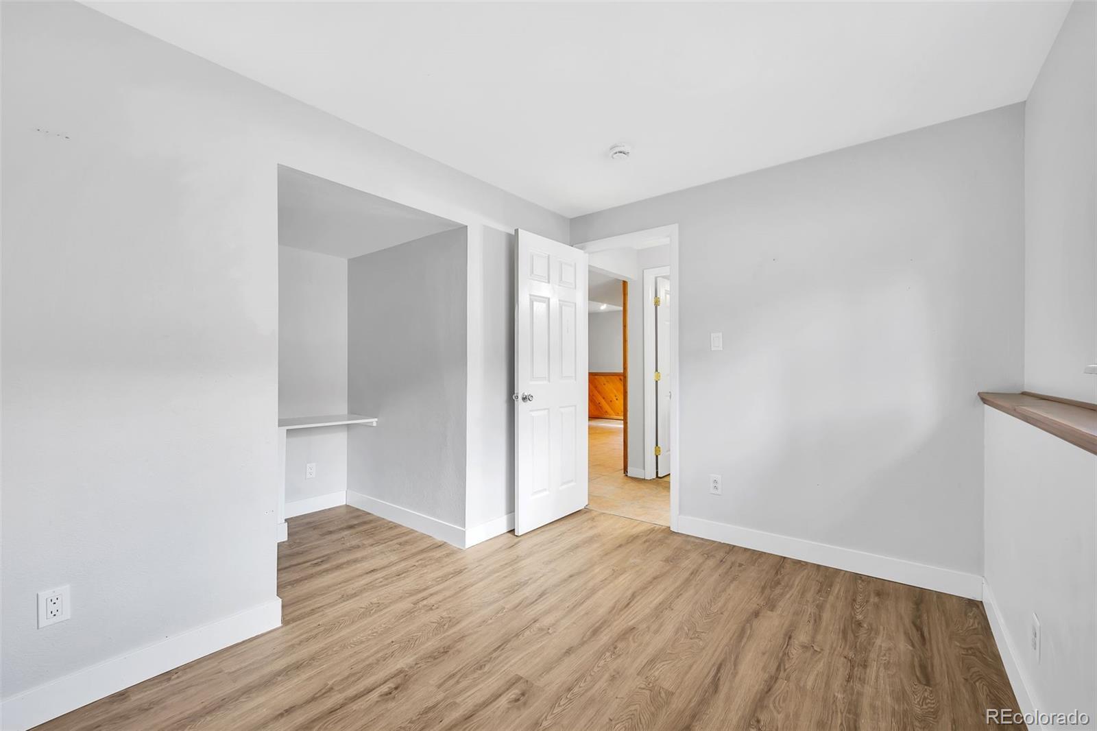 5109 Mira Loma Circle