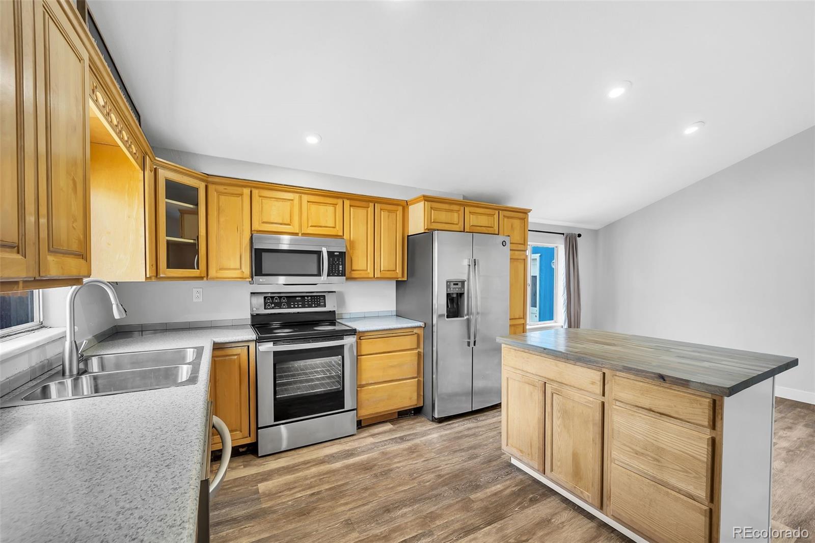 5109 Mira Loma Circle