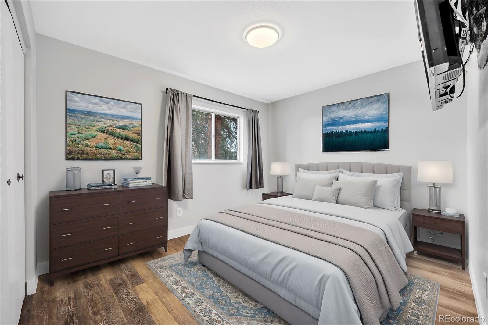 5109 Mira Loma Circle