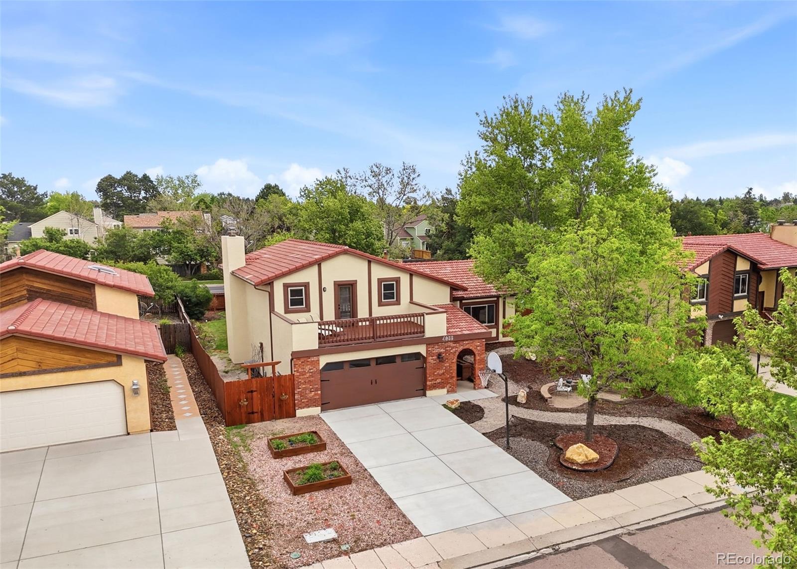 4055 Thundercloud Drive