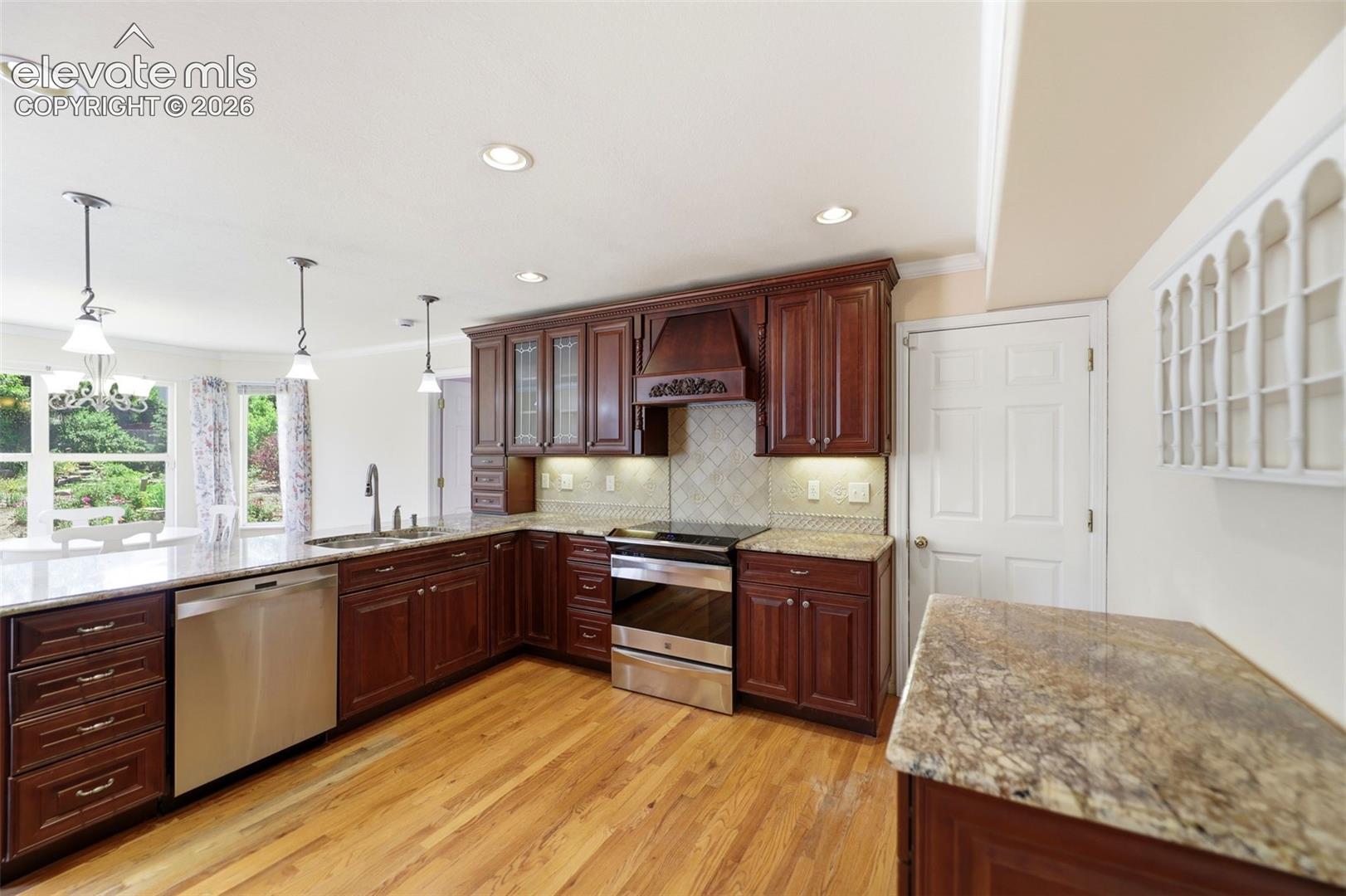 959 Pond Side Drive