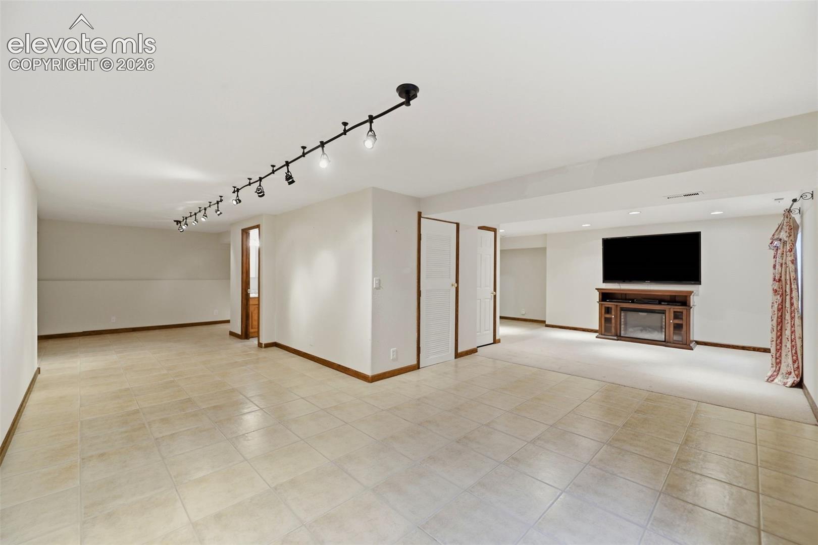 959 Pond Side Drive