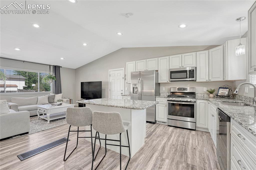 6115 Flintridge Drive