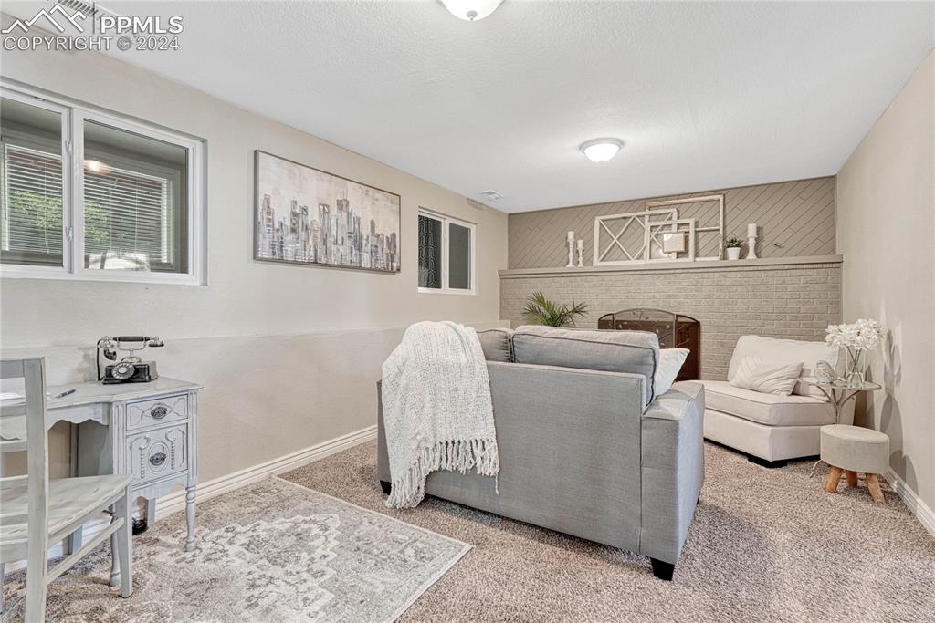 6115 Flintridge Drive