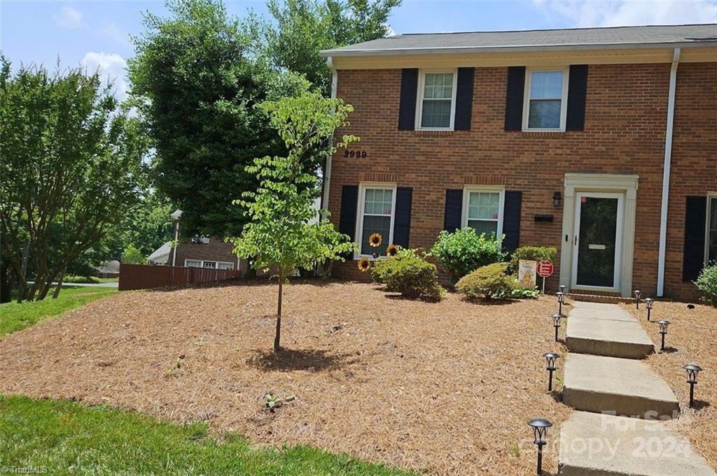 3939 Valley Court Unit: A
