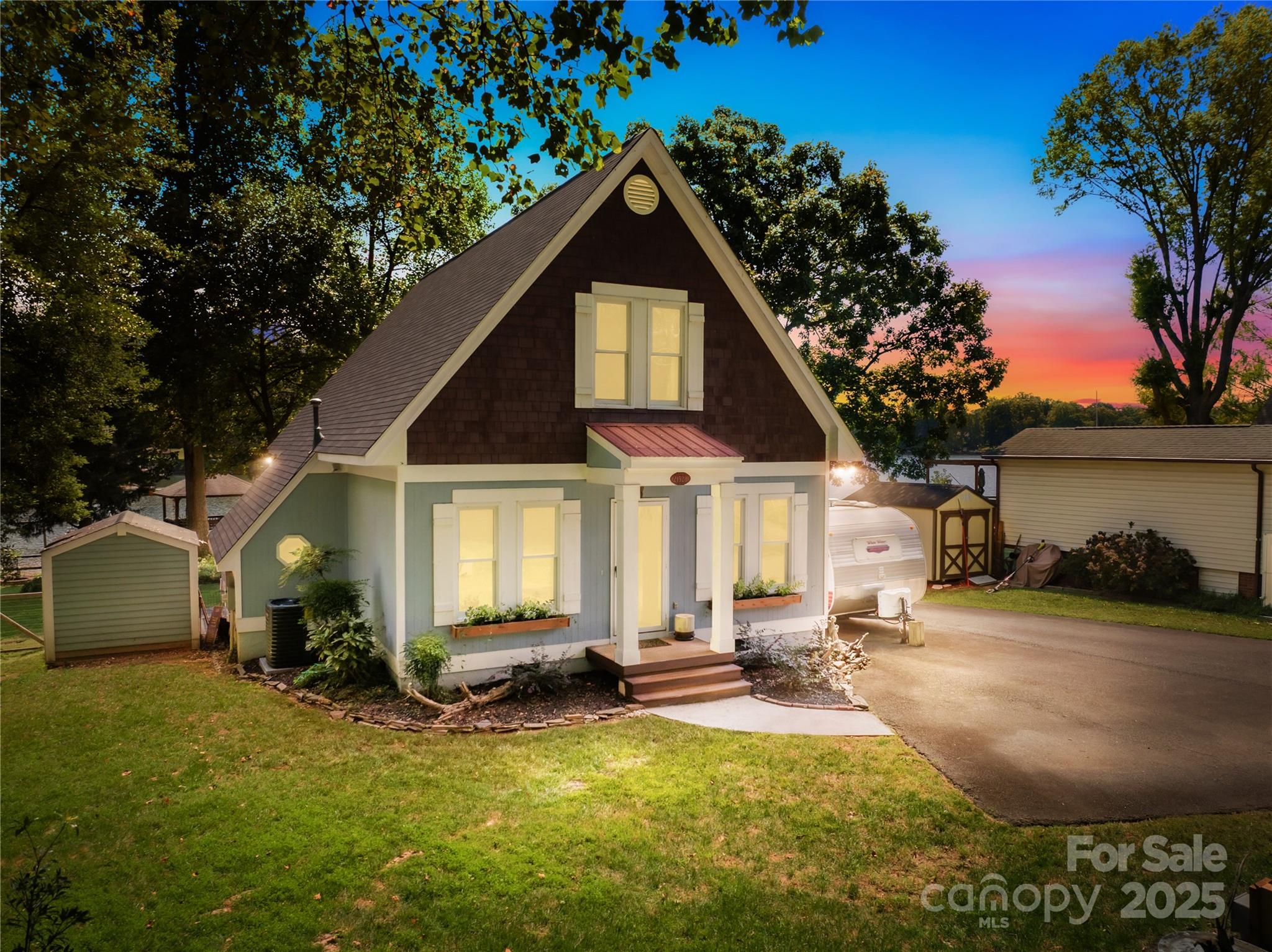 21528 Rio Oro Drive