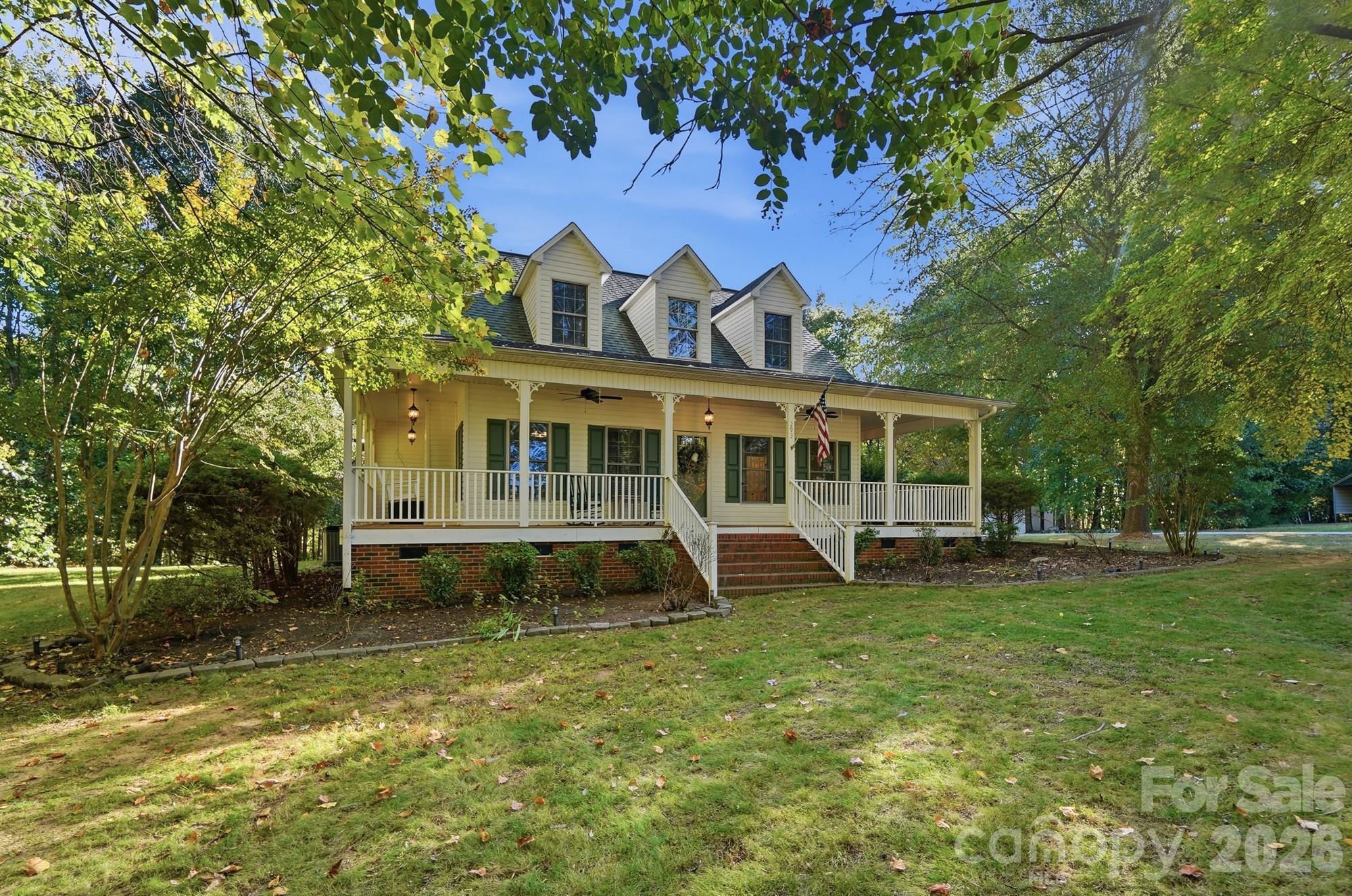 293 Fairfield Lane
