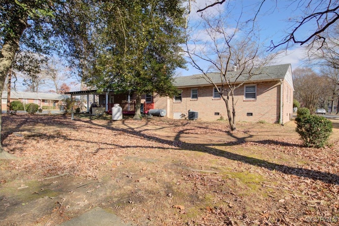5200 Lingle Ln