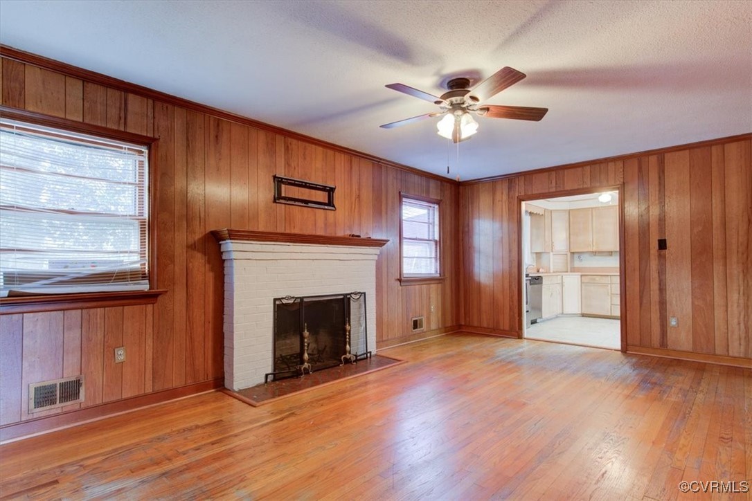 5200 Lingle Ln