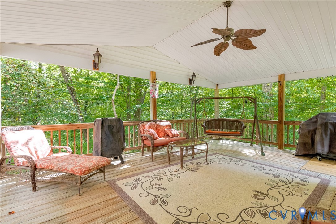 7122 Deer Thicket Dr