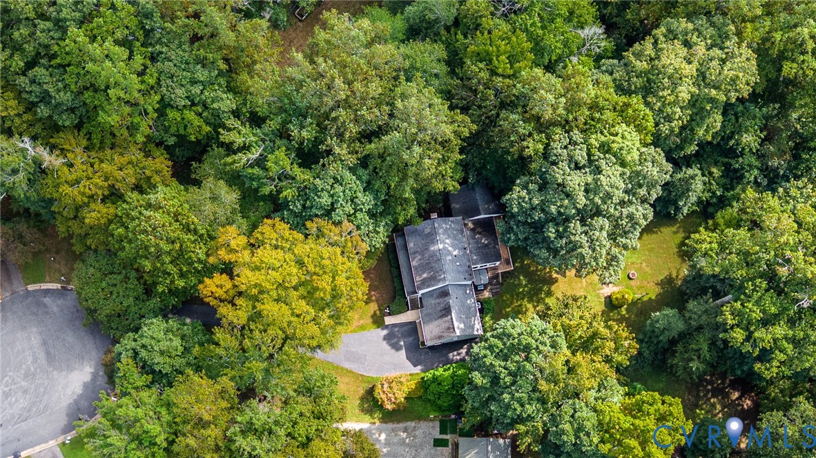 7122 Deer Thicket Dr