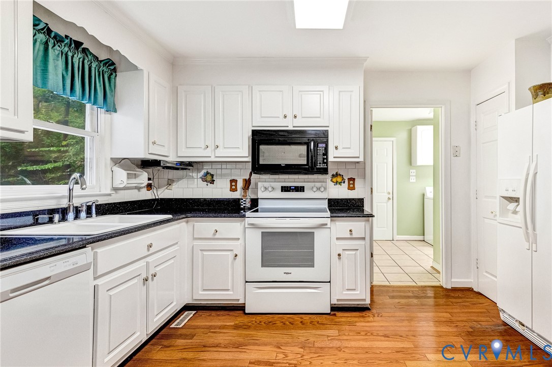 7122 Deer Thicket Dr