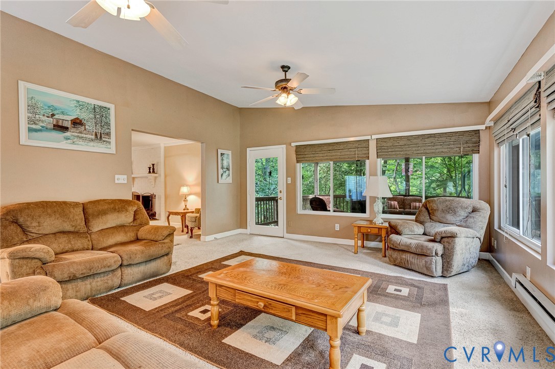7122 Deer Thicket Dr