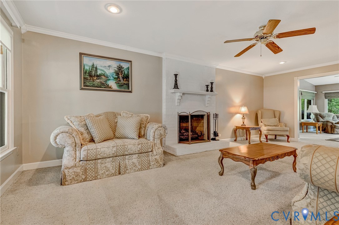 7122 Deer Thicket Dr