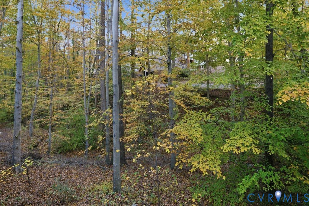 10136 Iron Mill Rd