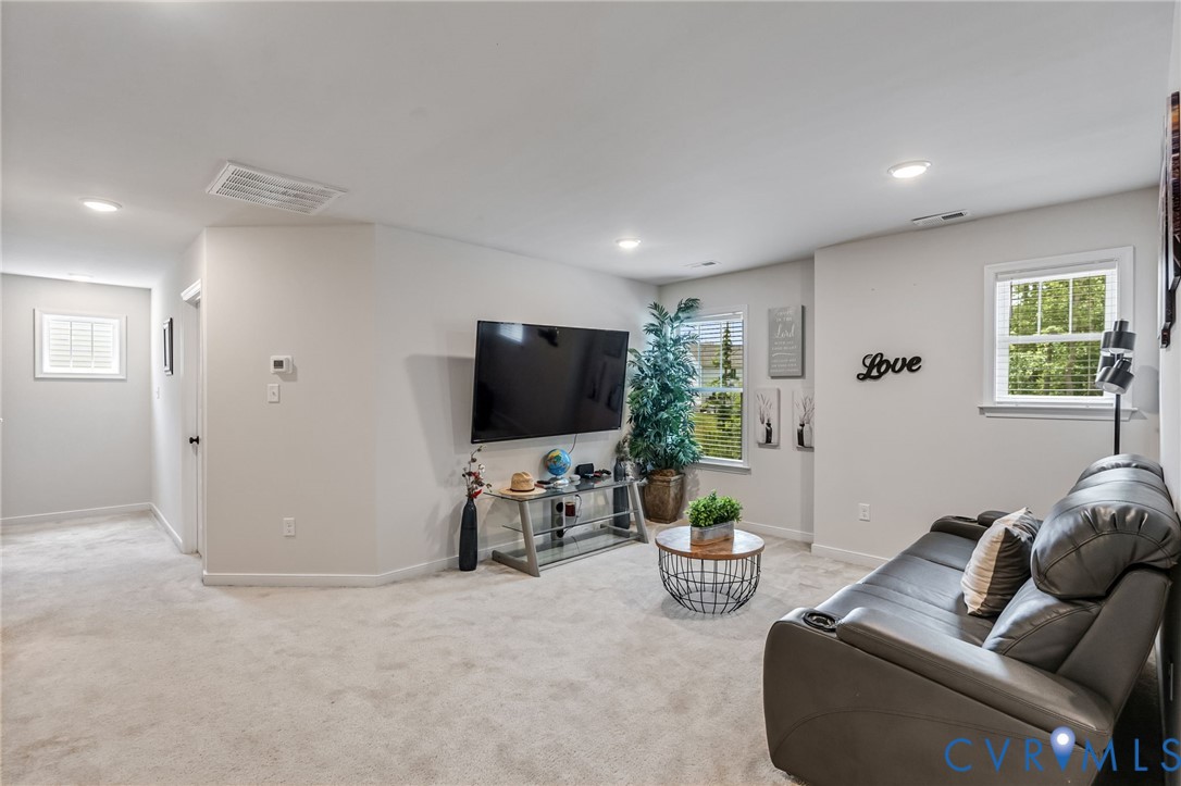 7125 Jones Run Ln