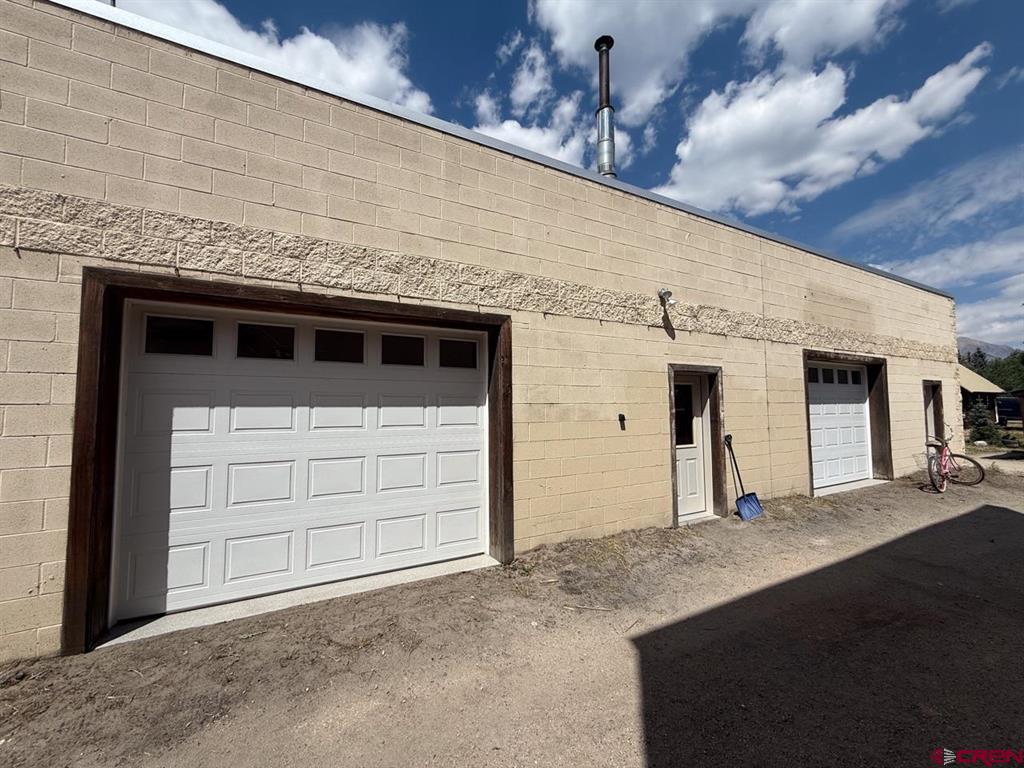 421 Belleview Avenue Unit: 3