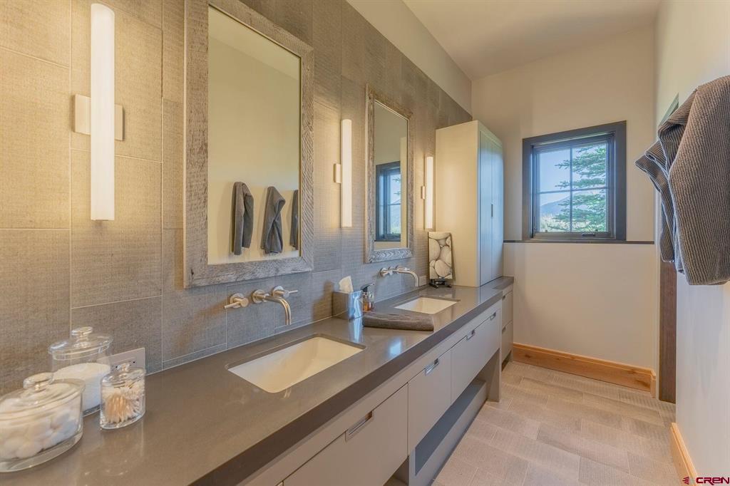 1251 Skyland Drive