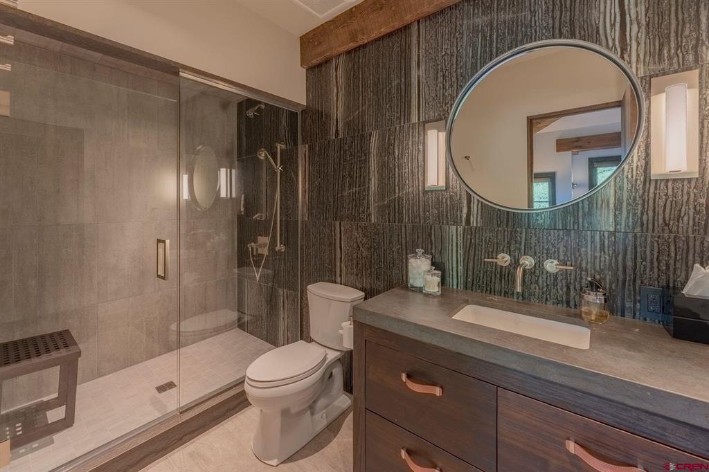 1251 Skyland Drive