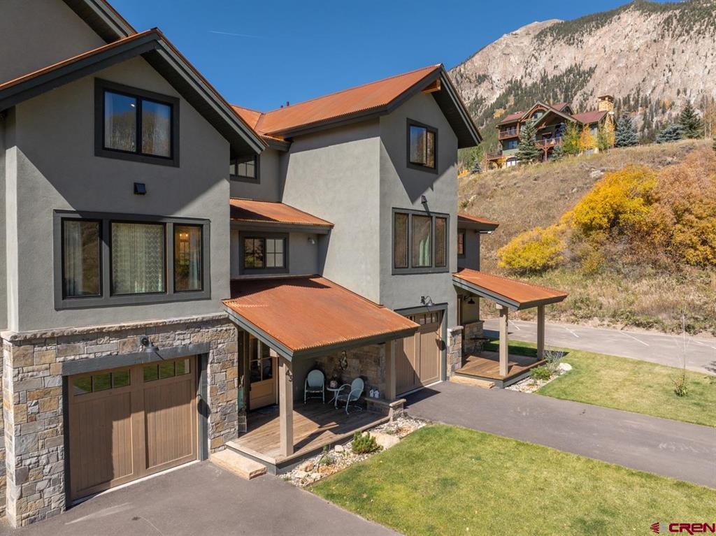 43 St. Andrews Circle