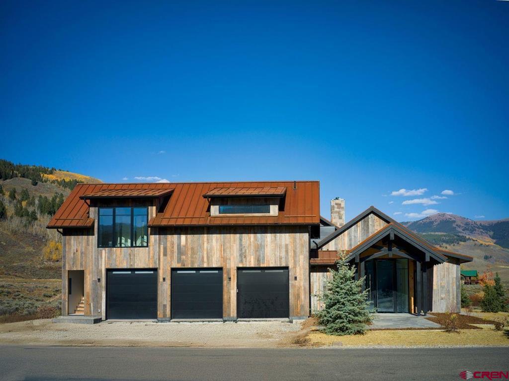 231 S Avion Drive