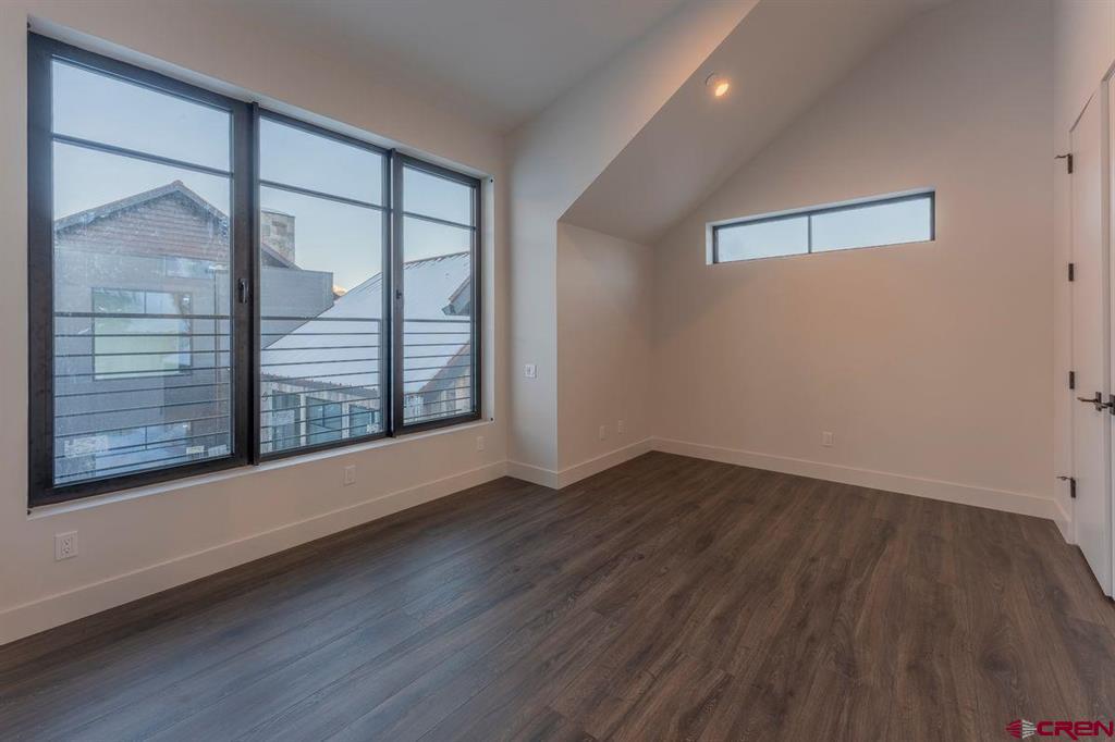 231 S Avion Drive