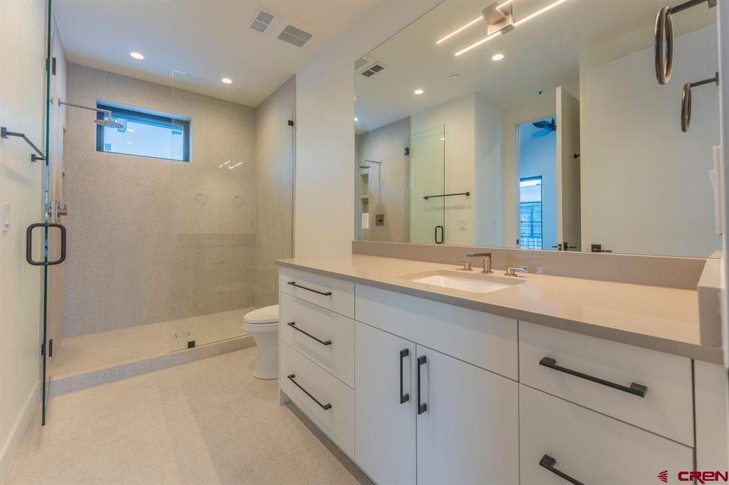 231 S Avion Drive