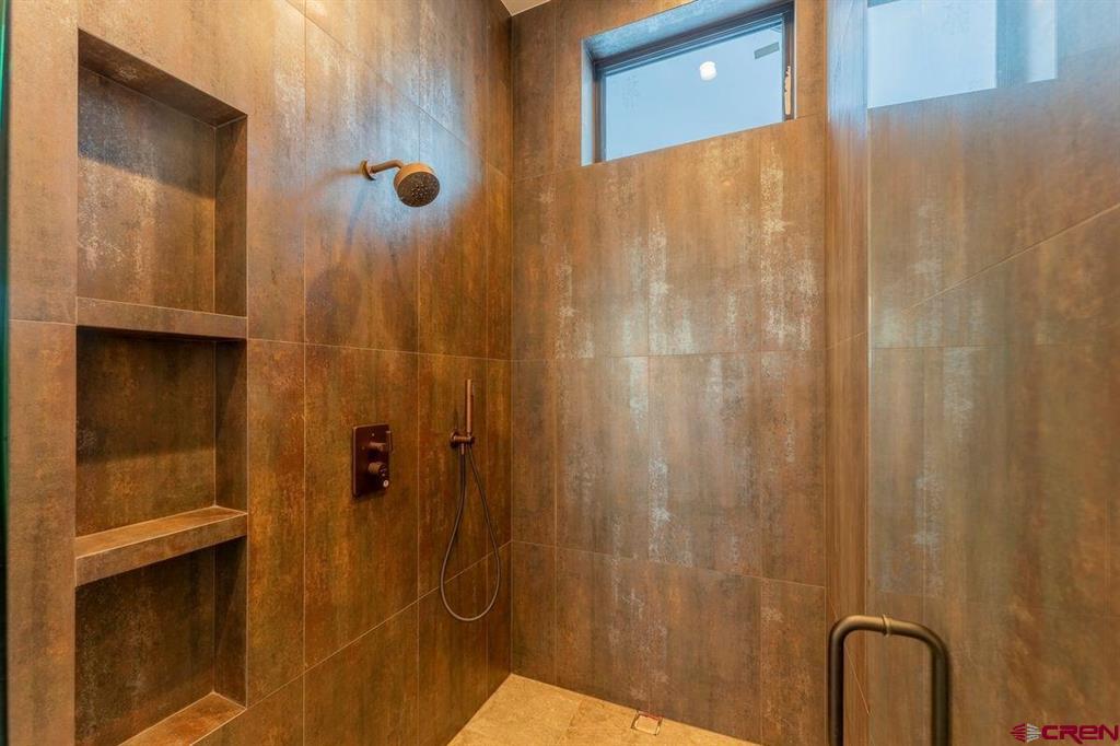 231 S Avion Drive