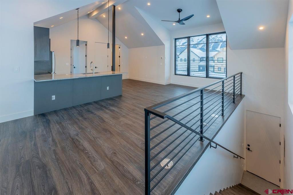 231 S Avion Drive