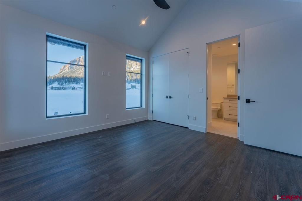 231 S Avion Drive