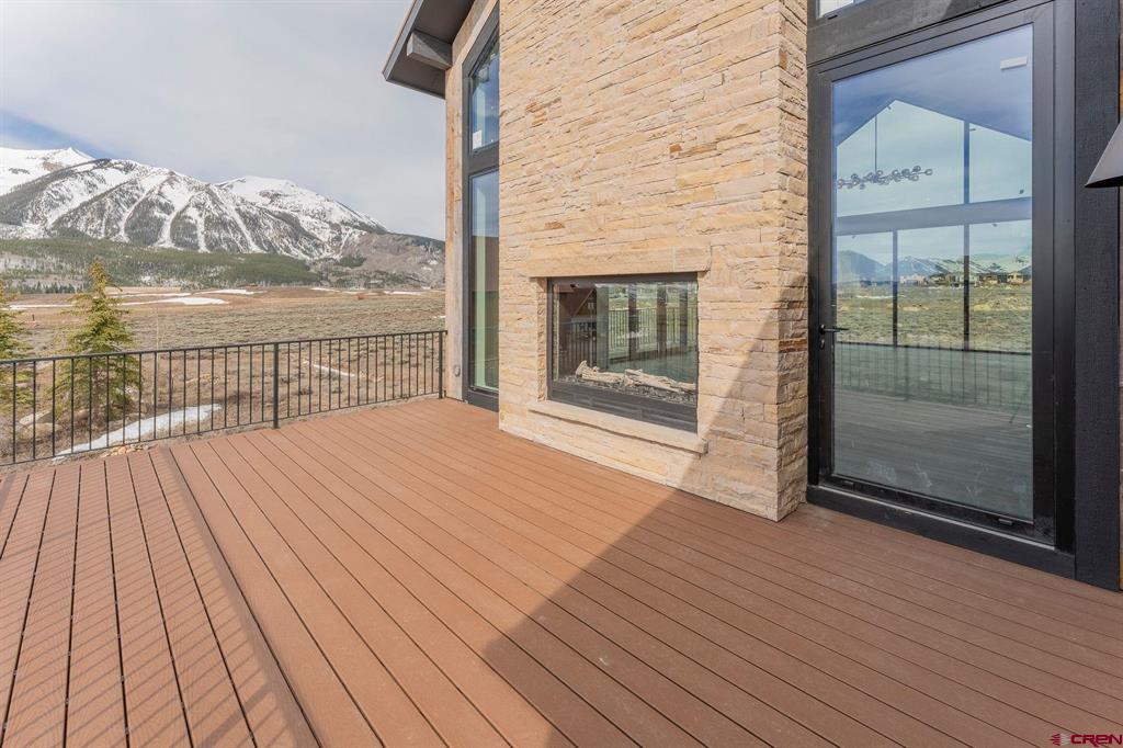 77 Coyote Ridge Road