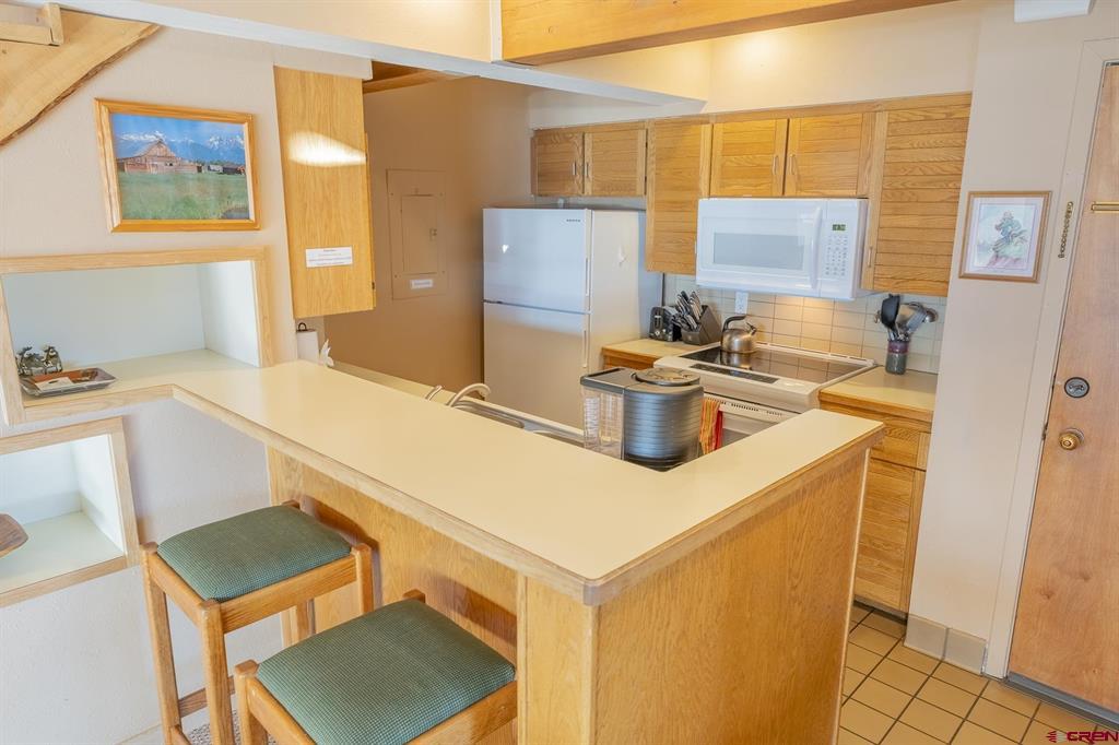 11 Hunter Hill Road Unit: 307/407