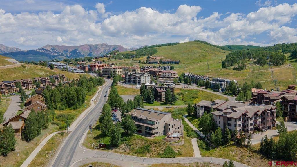 11 Hunter Hill Road Unit: 307/407