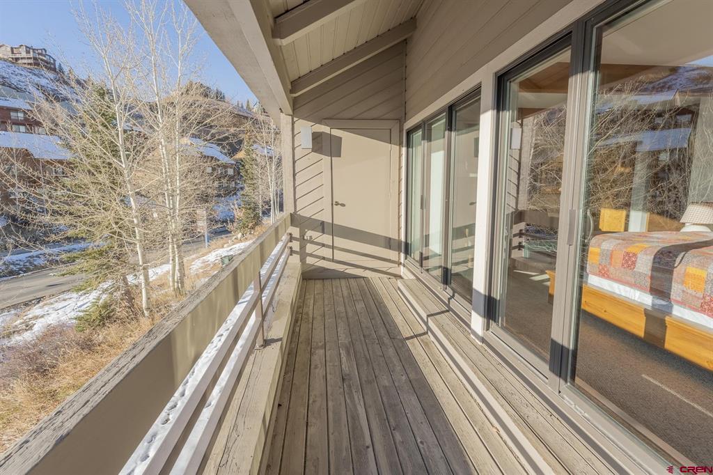 11 Hunter Hill Road Unit: 307/407