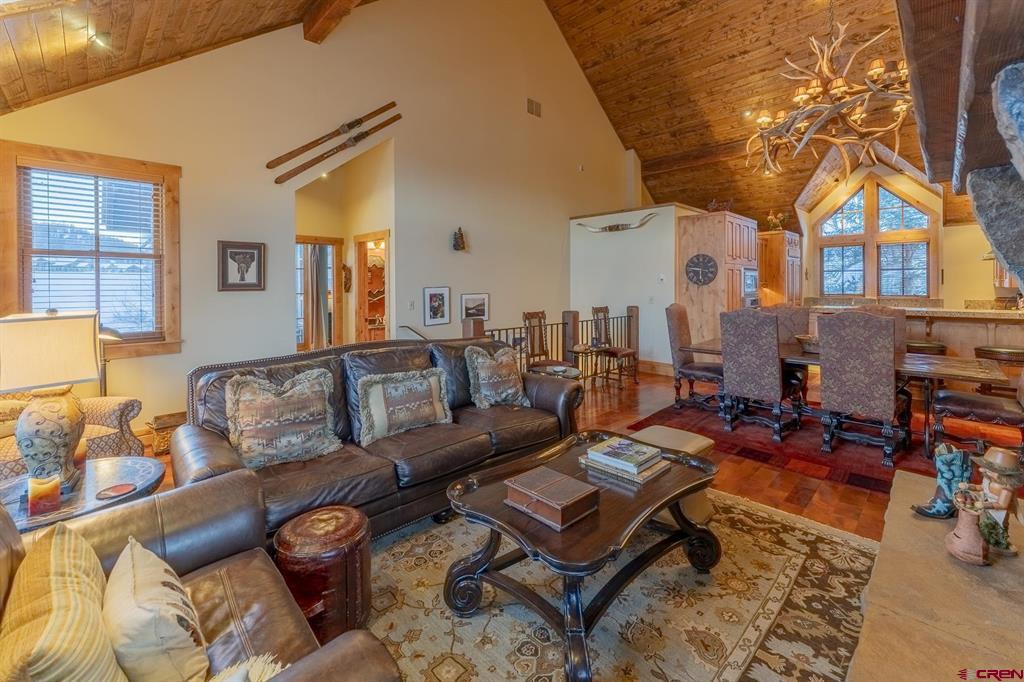 194 Coyote Circle