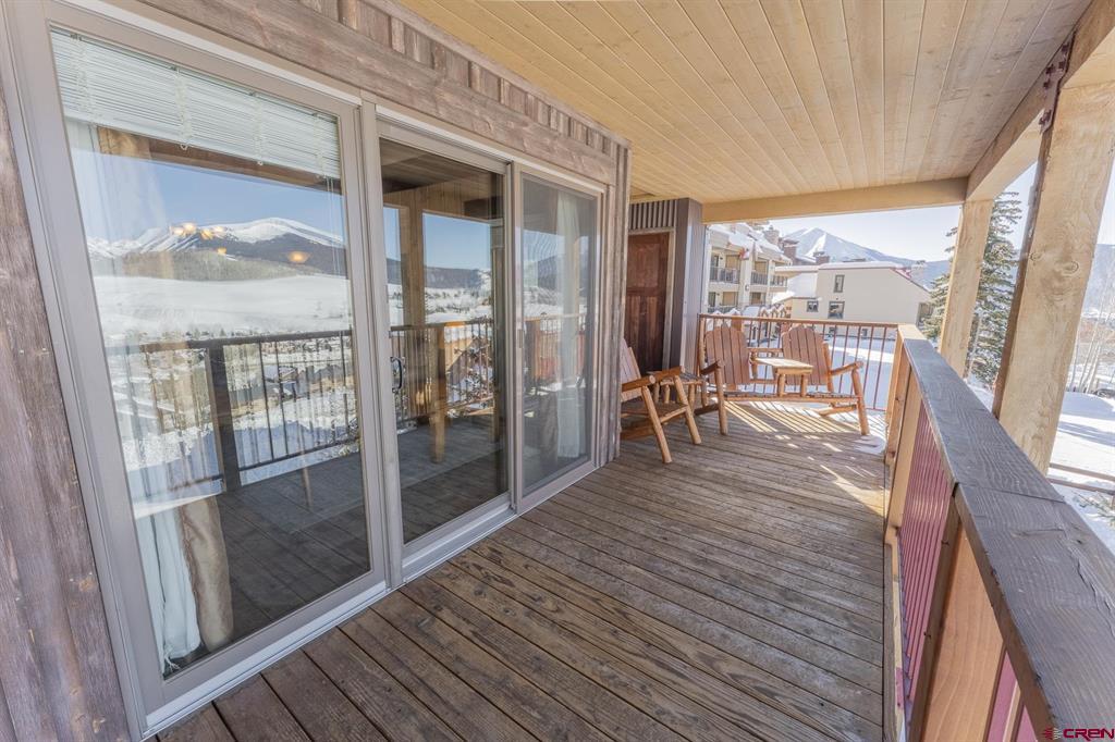 18 Hunter Hill Road Unit: J304