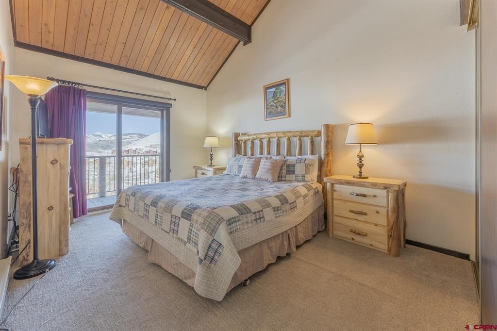 18 Hunter Hill Road Unit: J304