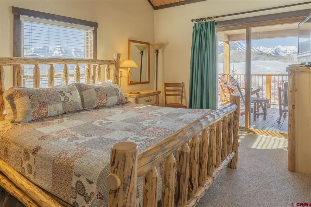 18 Hunter Hill Road Unit: J304