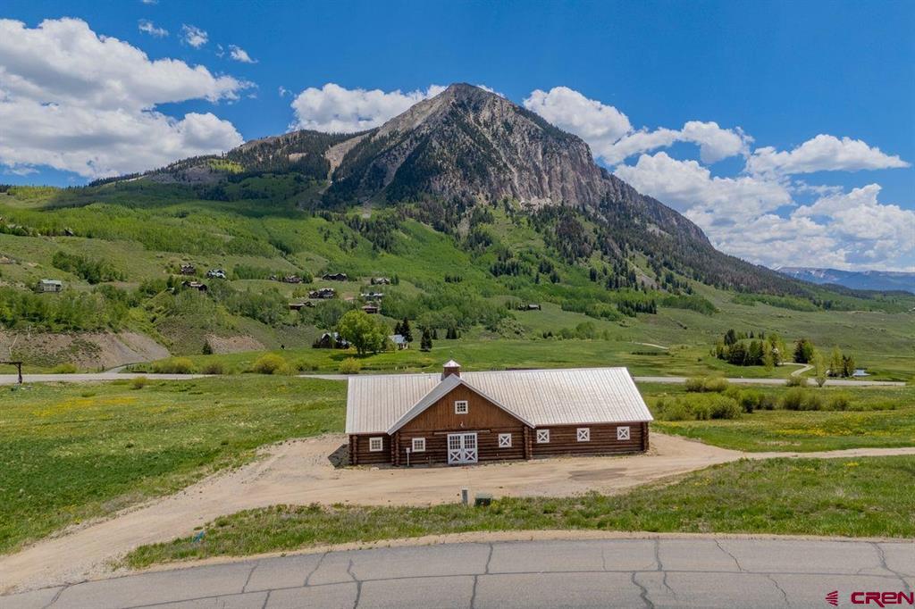 525 Saddle Ridge Ranch Road