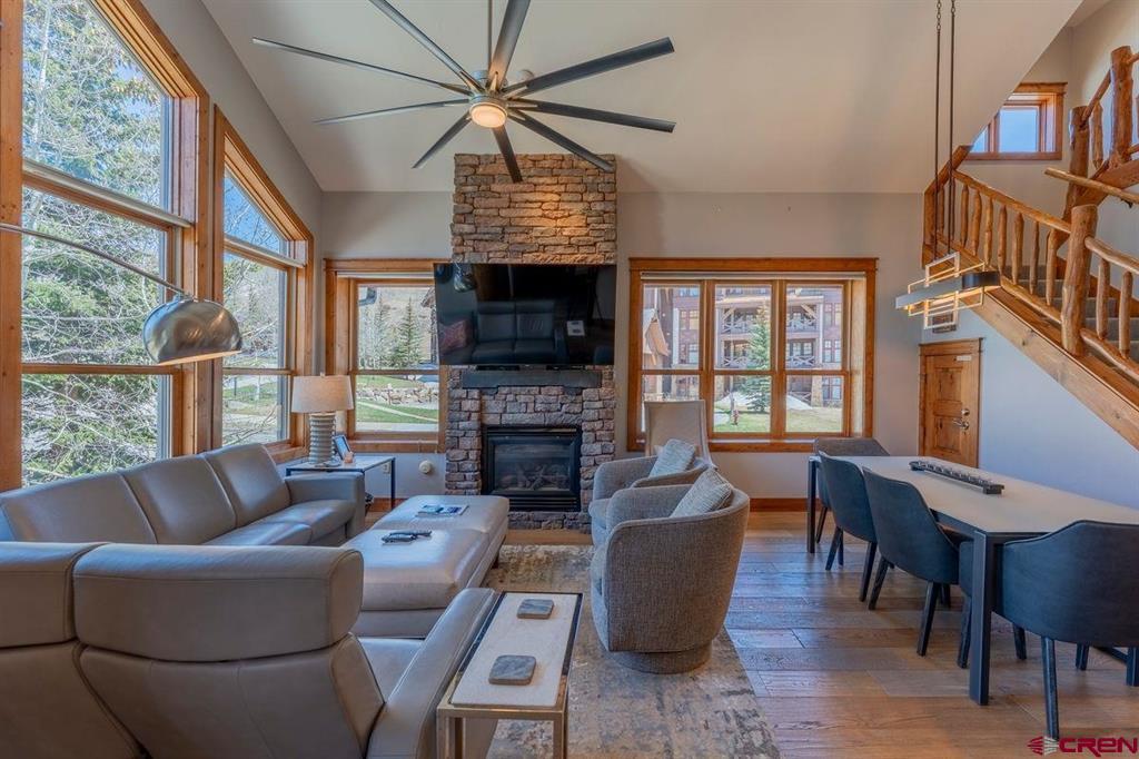 9 Hunter Hill Road Unit: 208