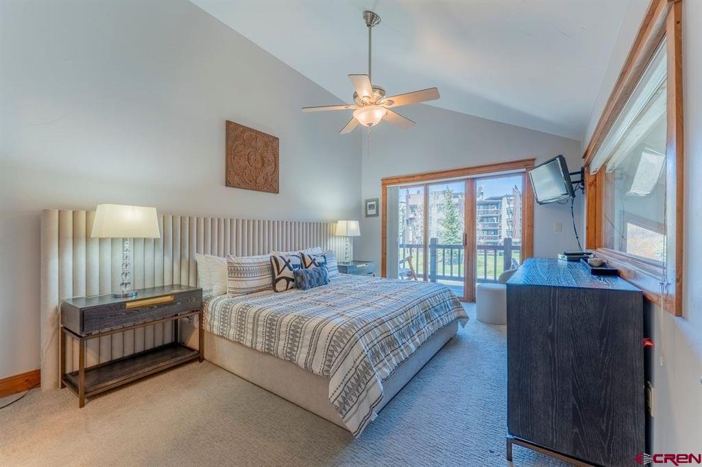 9 Hunter Hill Road Unit: 208