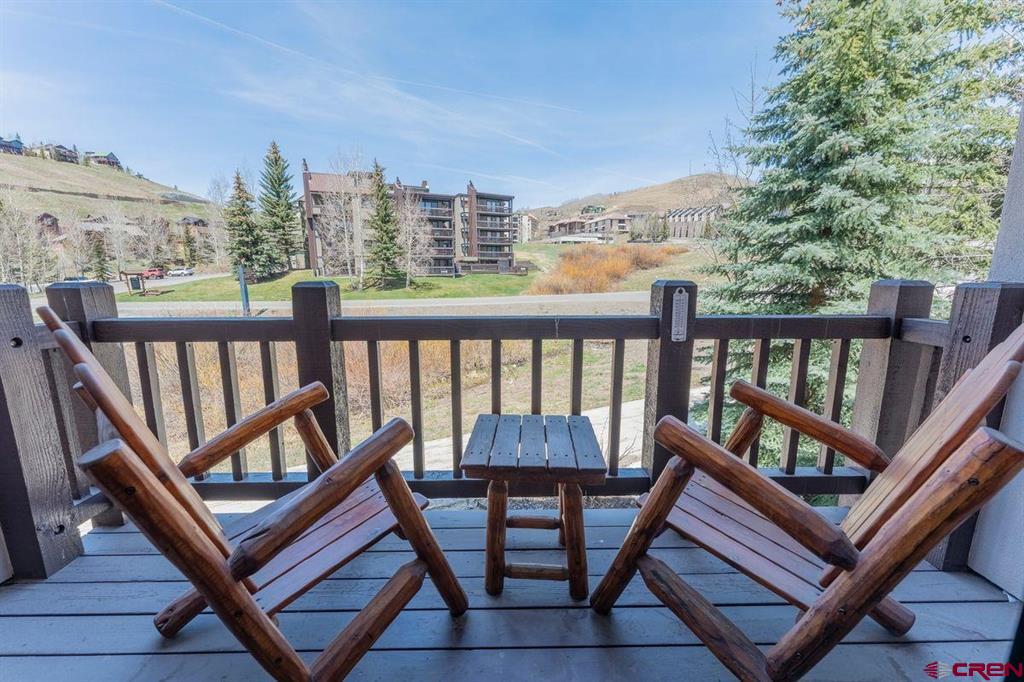 9 Hunter Hill Road Unit: 208