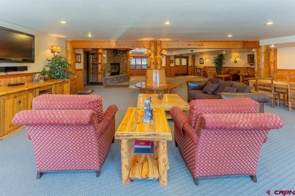 9 Hunter Hill Road Unit: 208