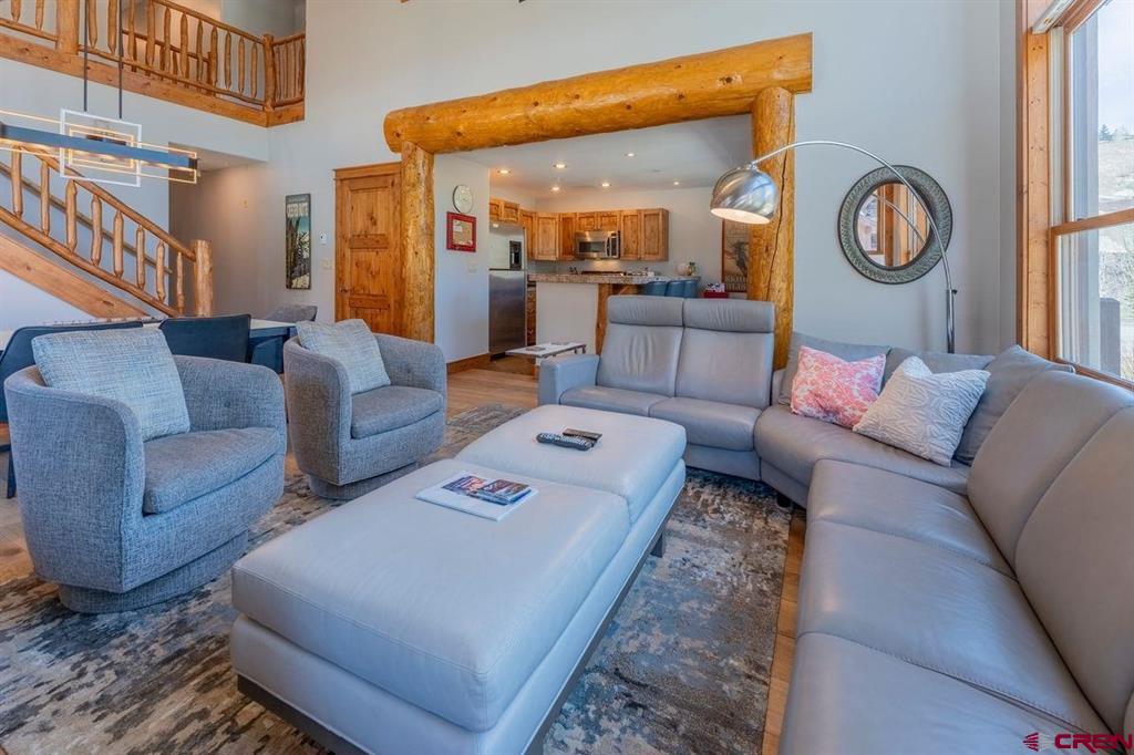 9 Hunter Hill Road Unit: 208