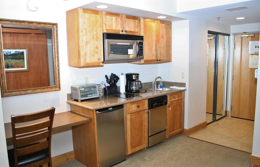 6 Emmons Road Unit: 212